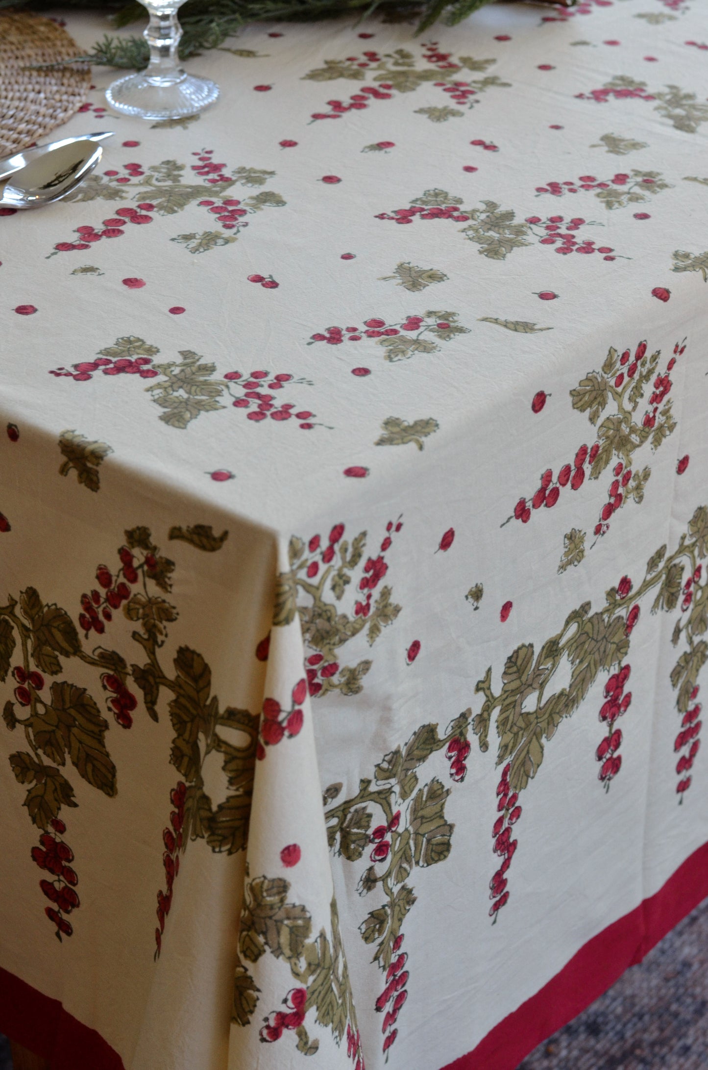 Winterberry Tablecloth