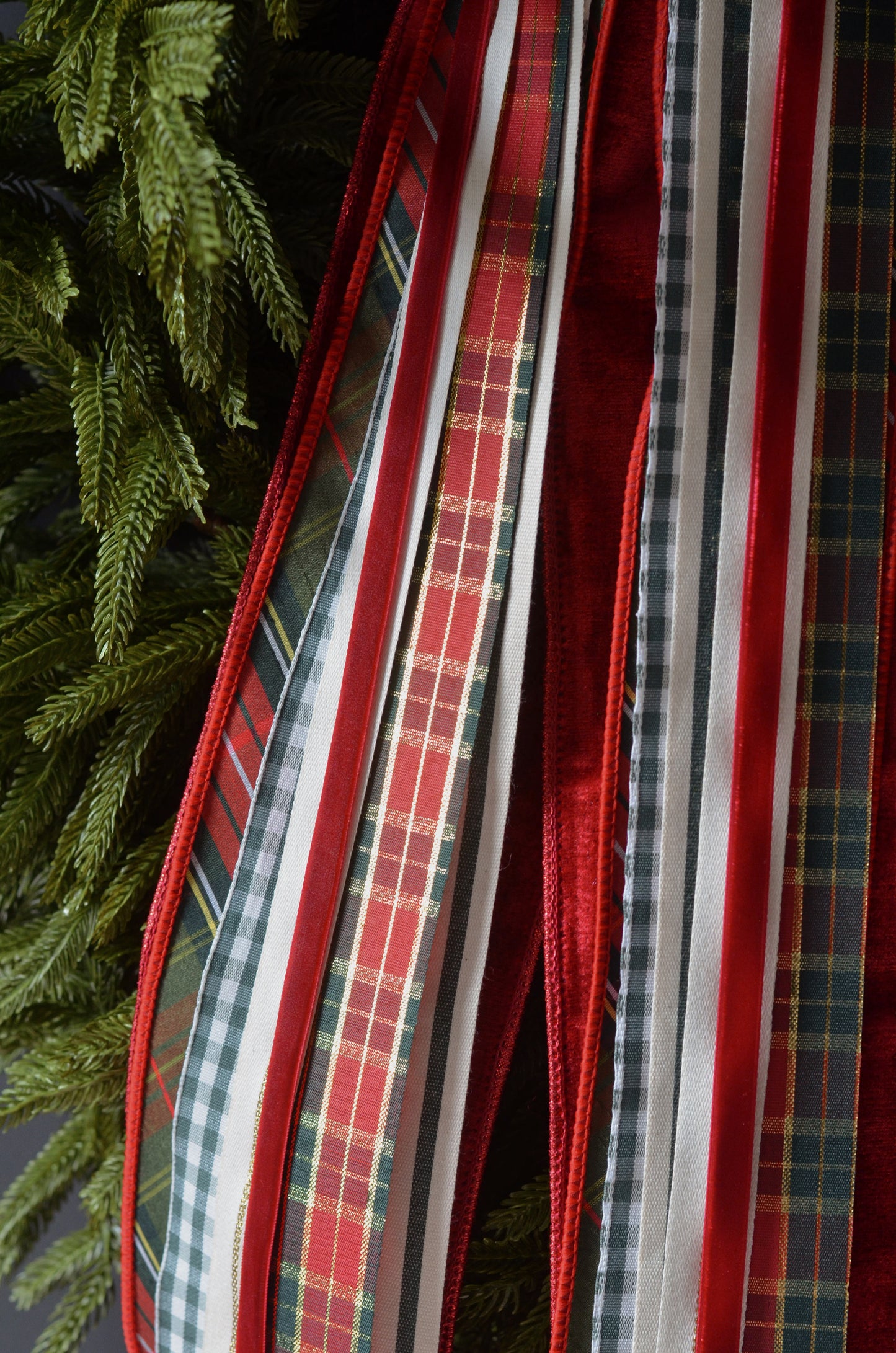 Christmastide Luxe Wreath Ribbons