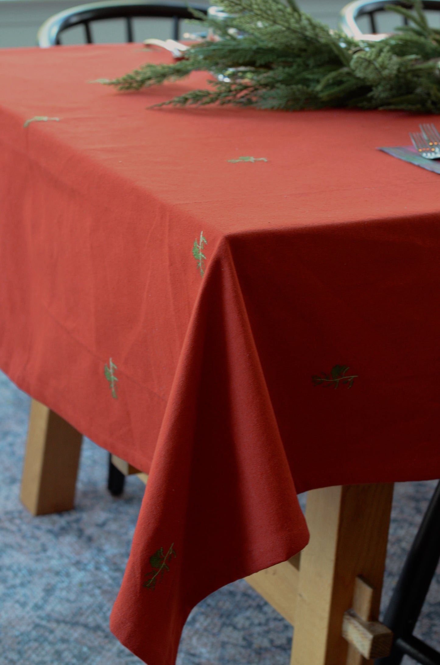 Burnt Red & Fleur Tablecloth