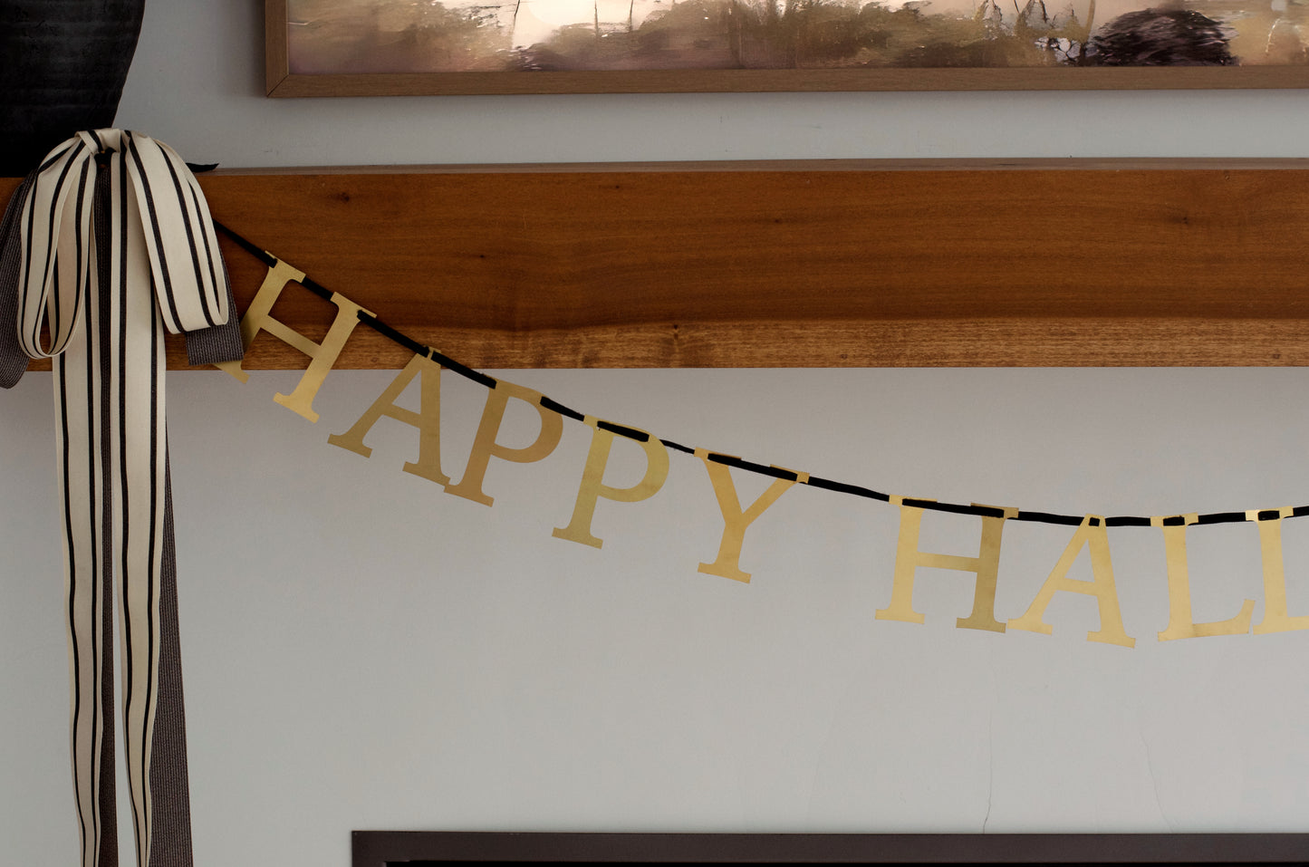 Gold Metal Happy Halloween Garland