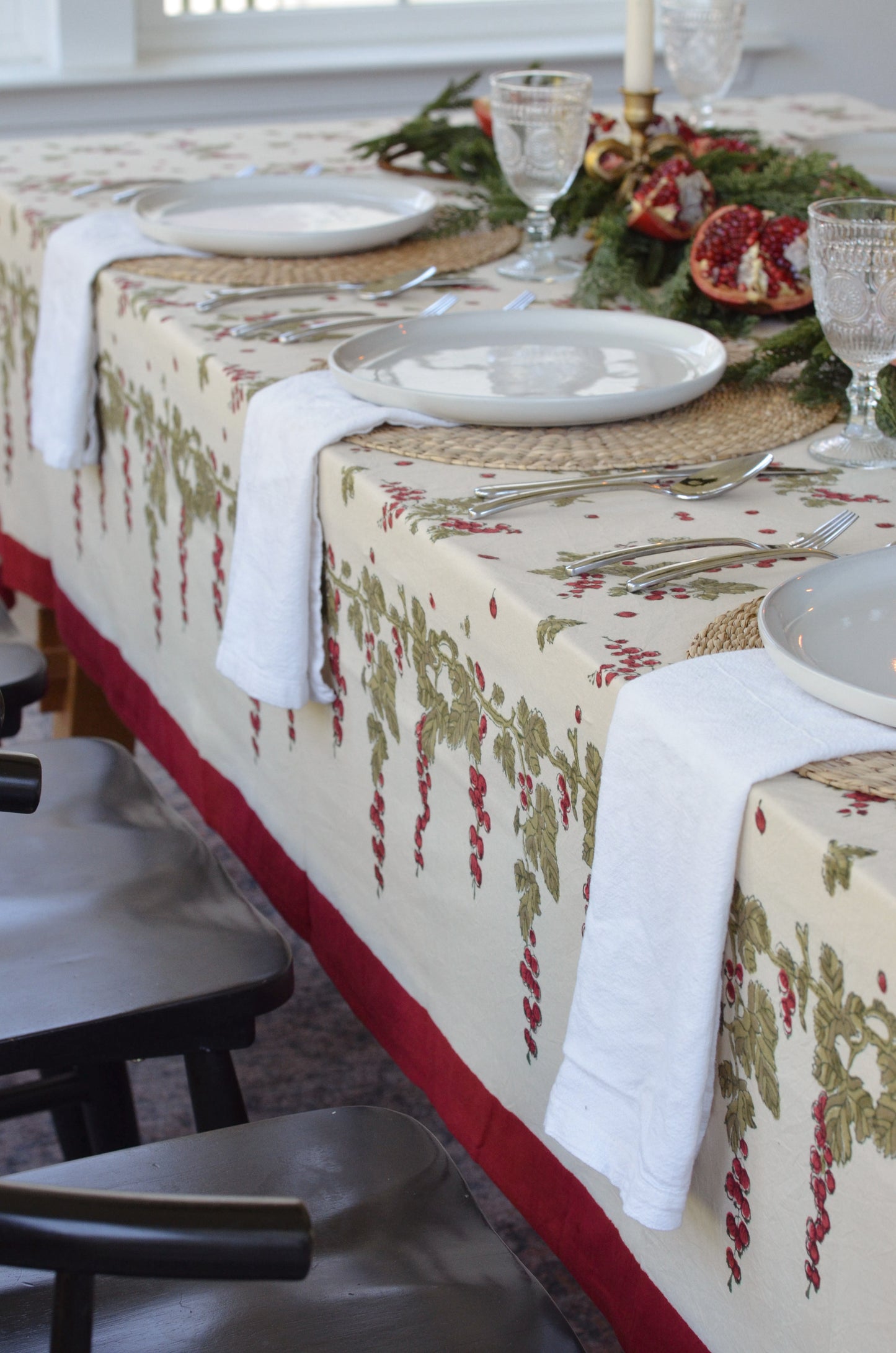 Winterberry Tablecloth