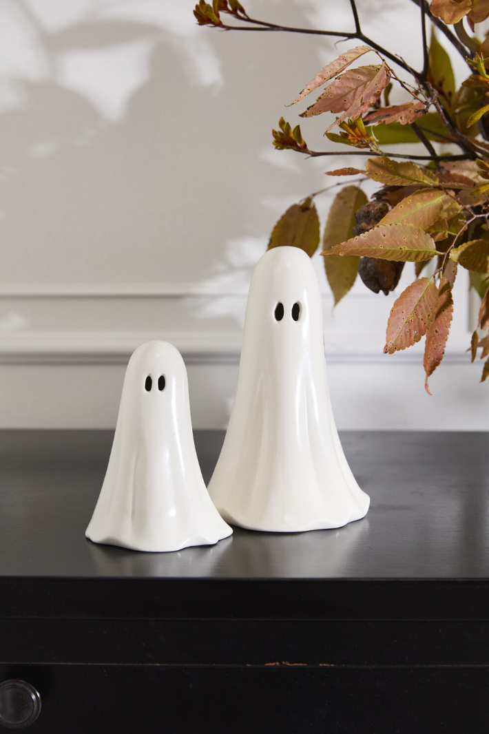 Ghostly Figurines (Set of 2)