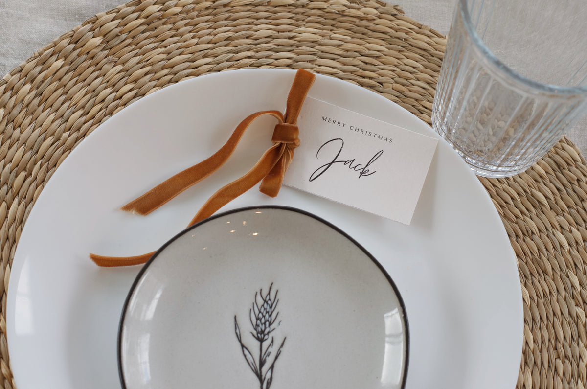 Stress-Free Holiday Hosting: Tips and Tricks for a Joyful Celebration