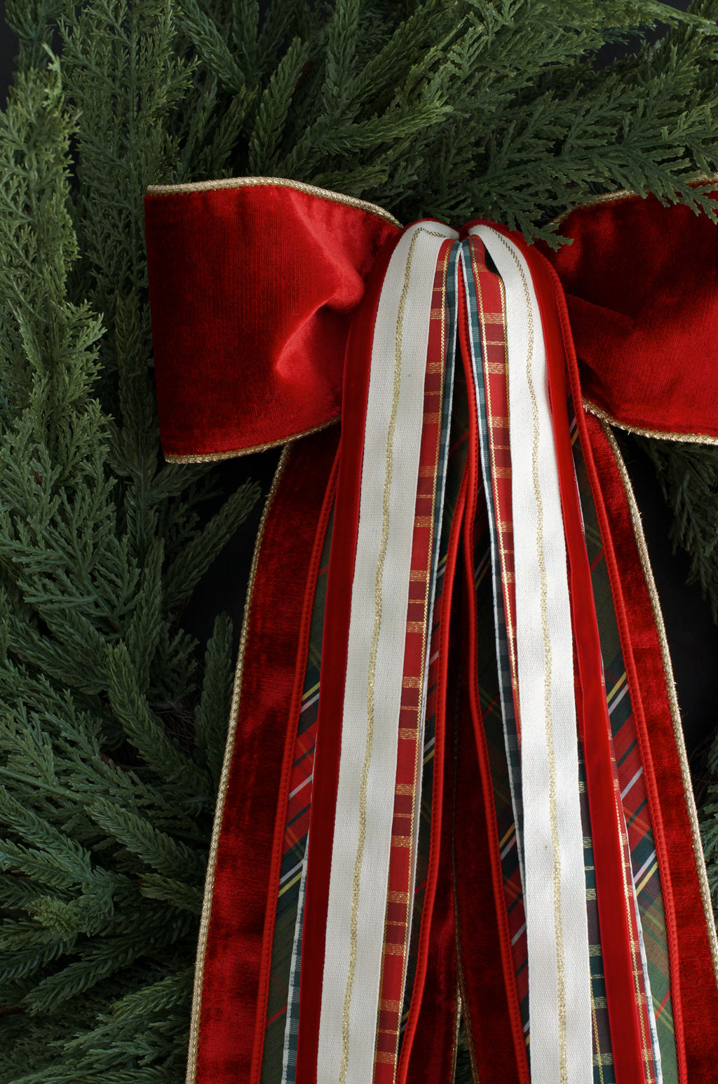 Christmastide Bow
