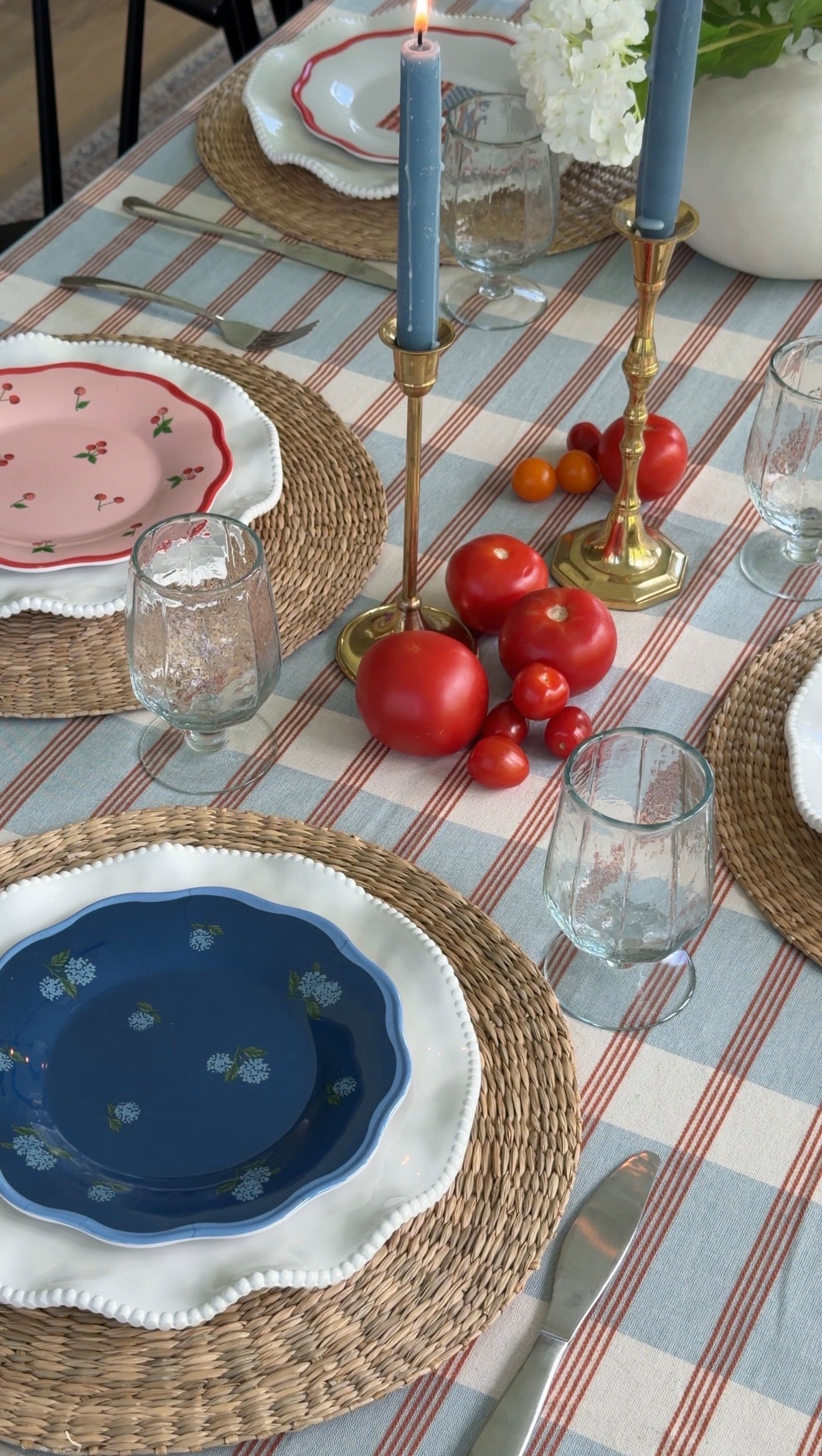 Americana Melamine Assorted Dessert / Salad Plate (Set of 4)