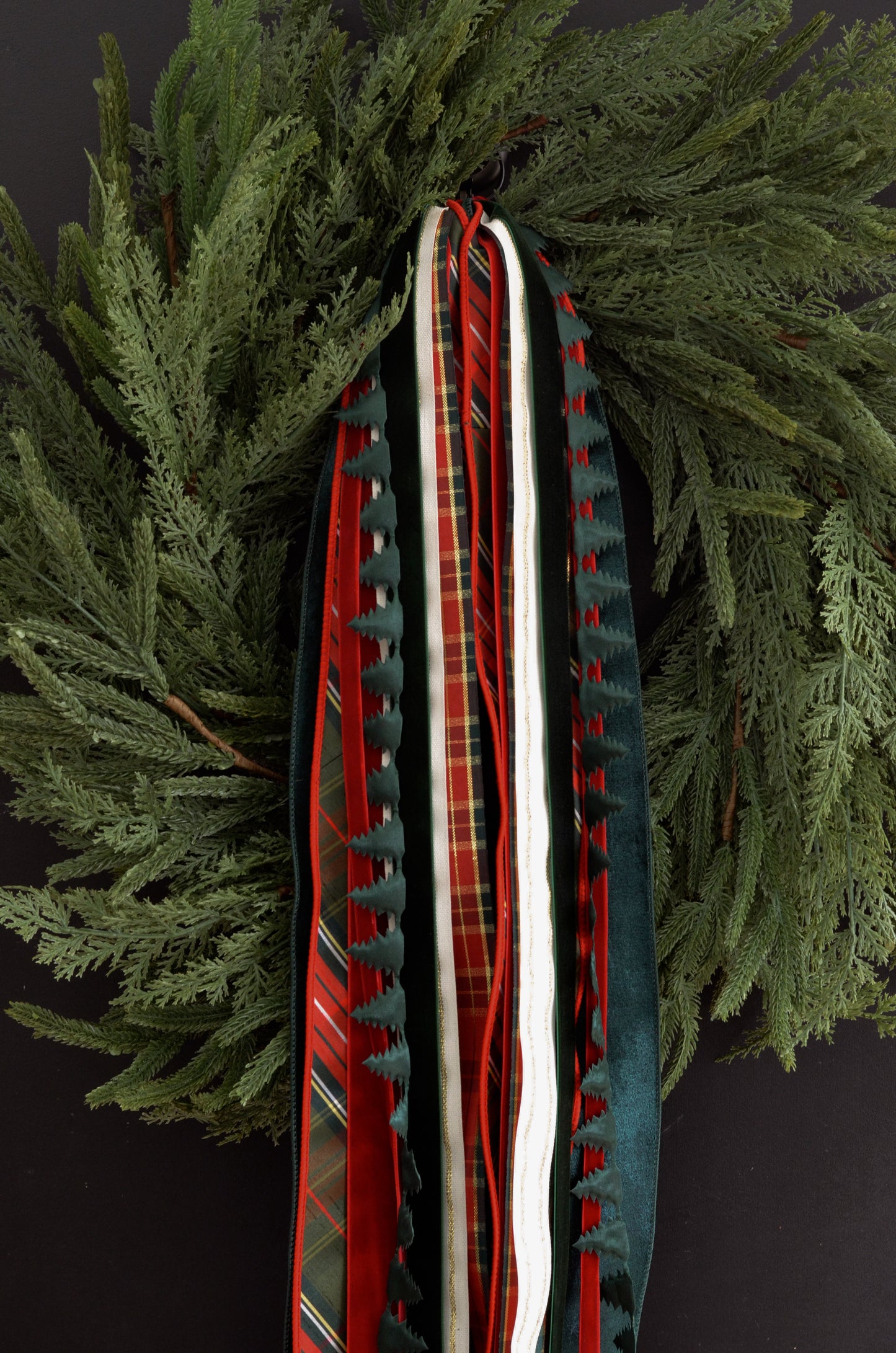 Holiday House Luxe Wreath Ribbons
