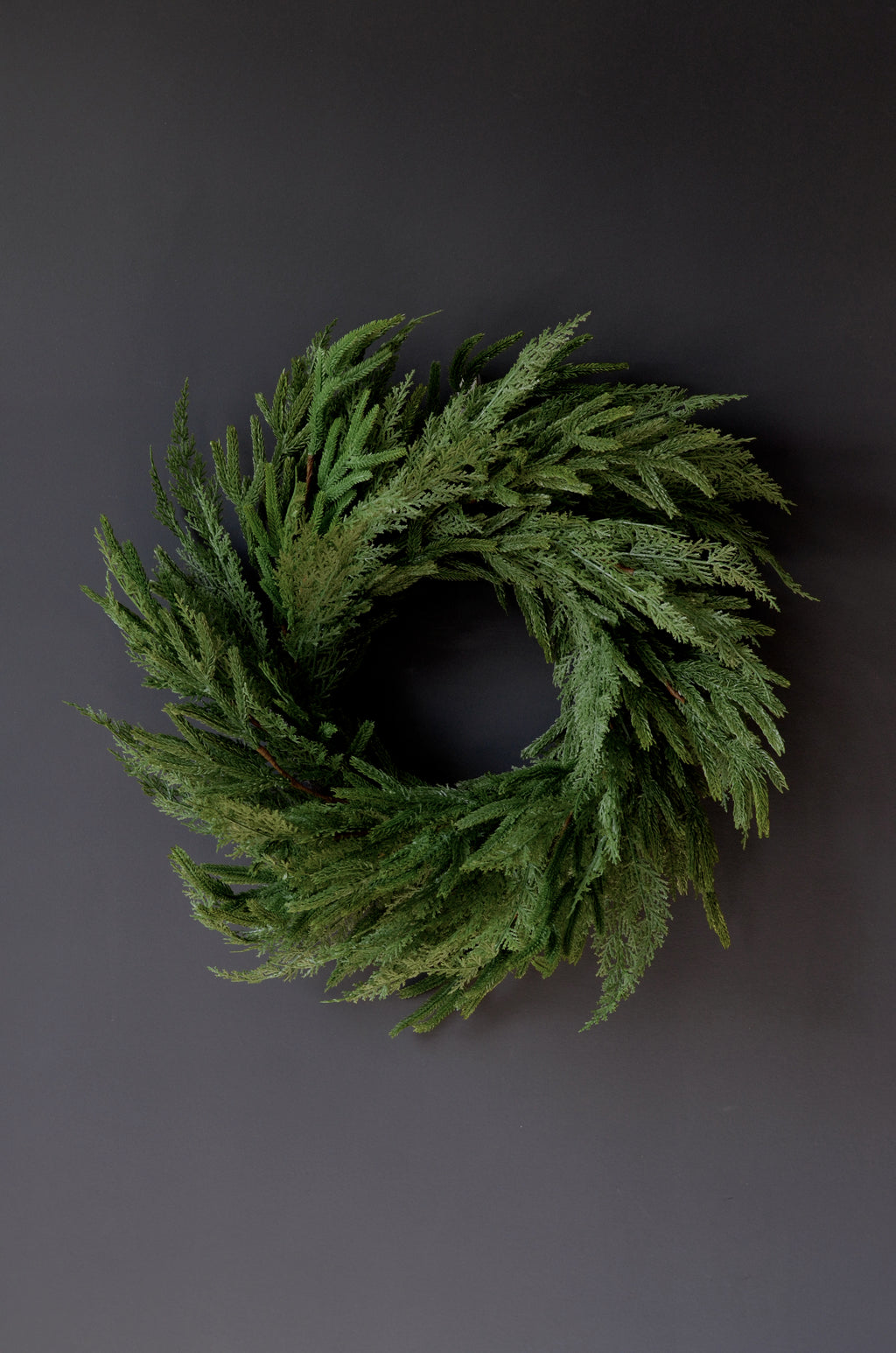 24” Mixed Greenery Wreath