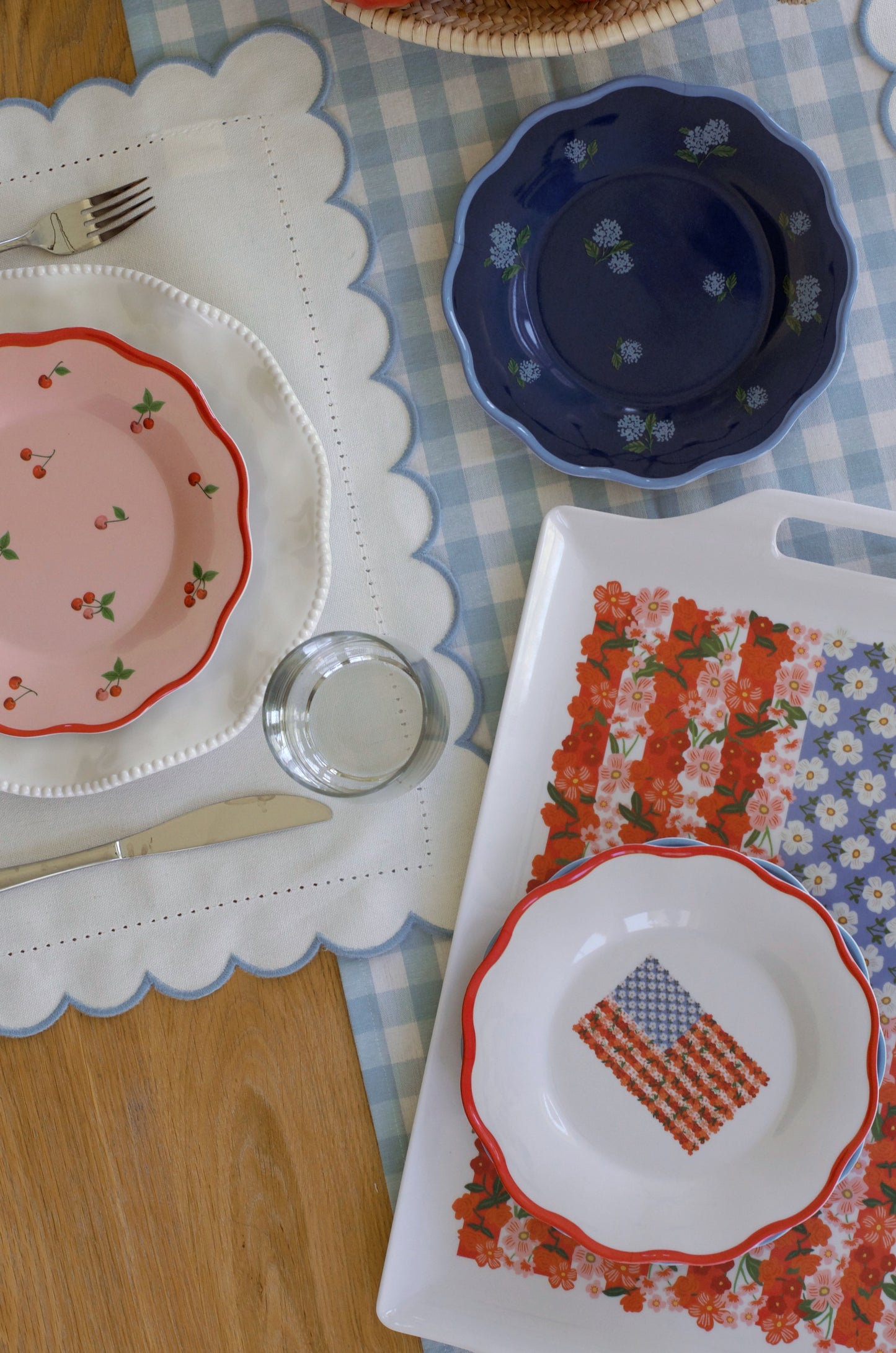 Americana Melamine Serving Platter with Handles