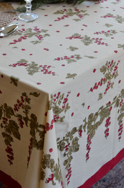 Winterberry Tablecloth