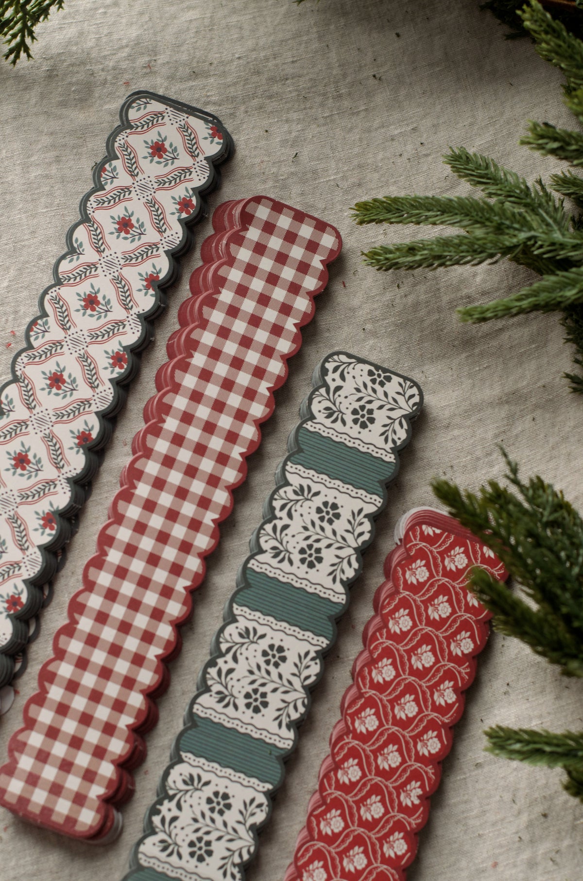Yuletide Paper Chain Kit
