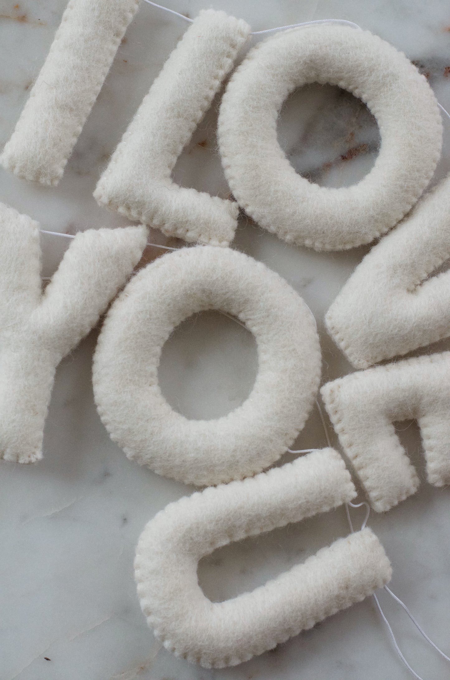 I Love You Felt Garland - White (Ships week of 1/19)