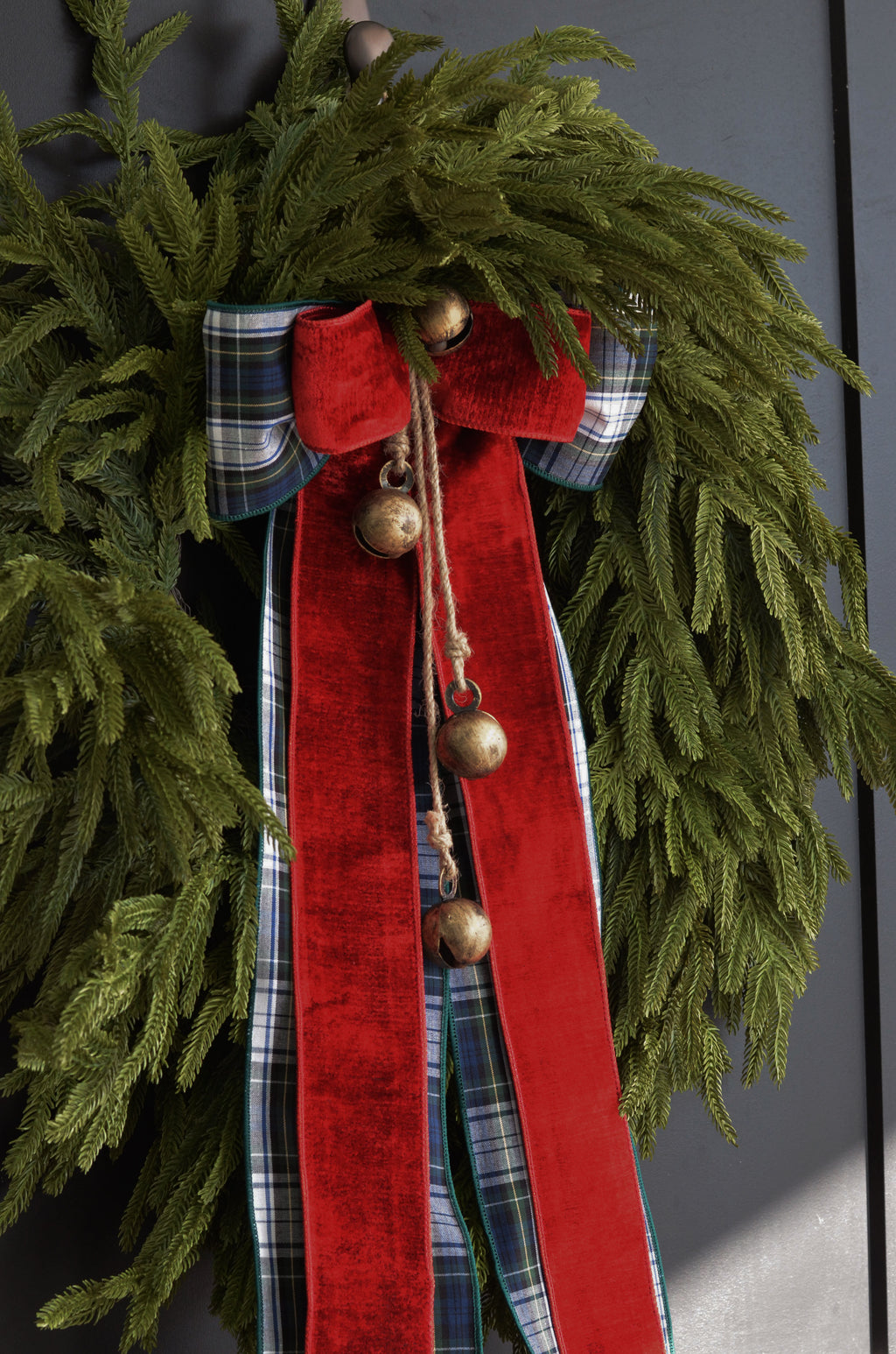 Red Winterberry Bow