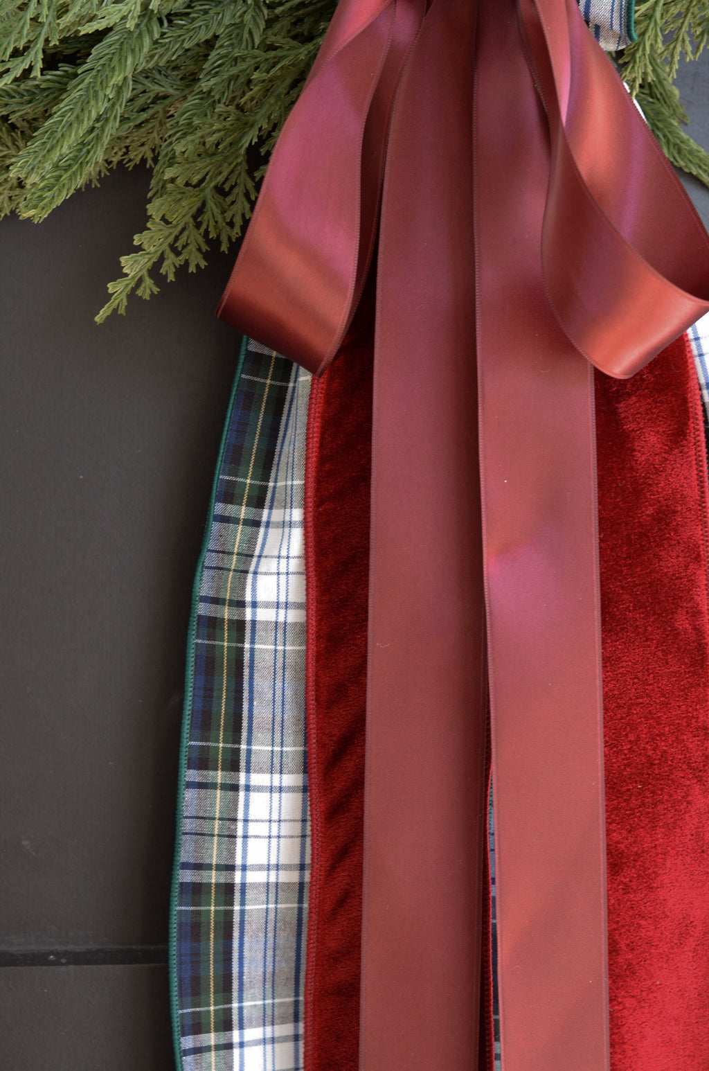 Winterberry Wreath Sash Ribbon Set