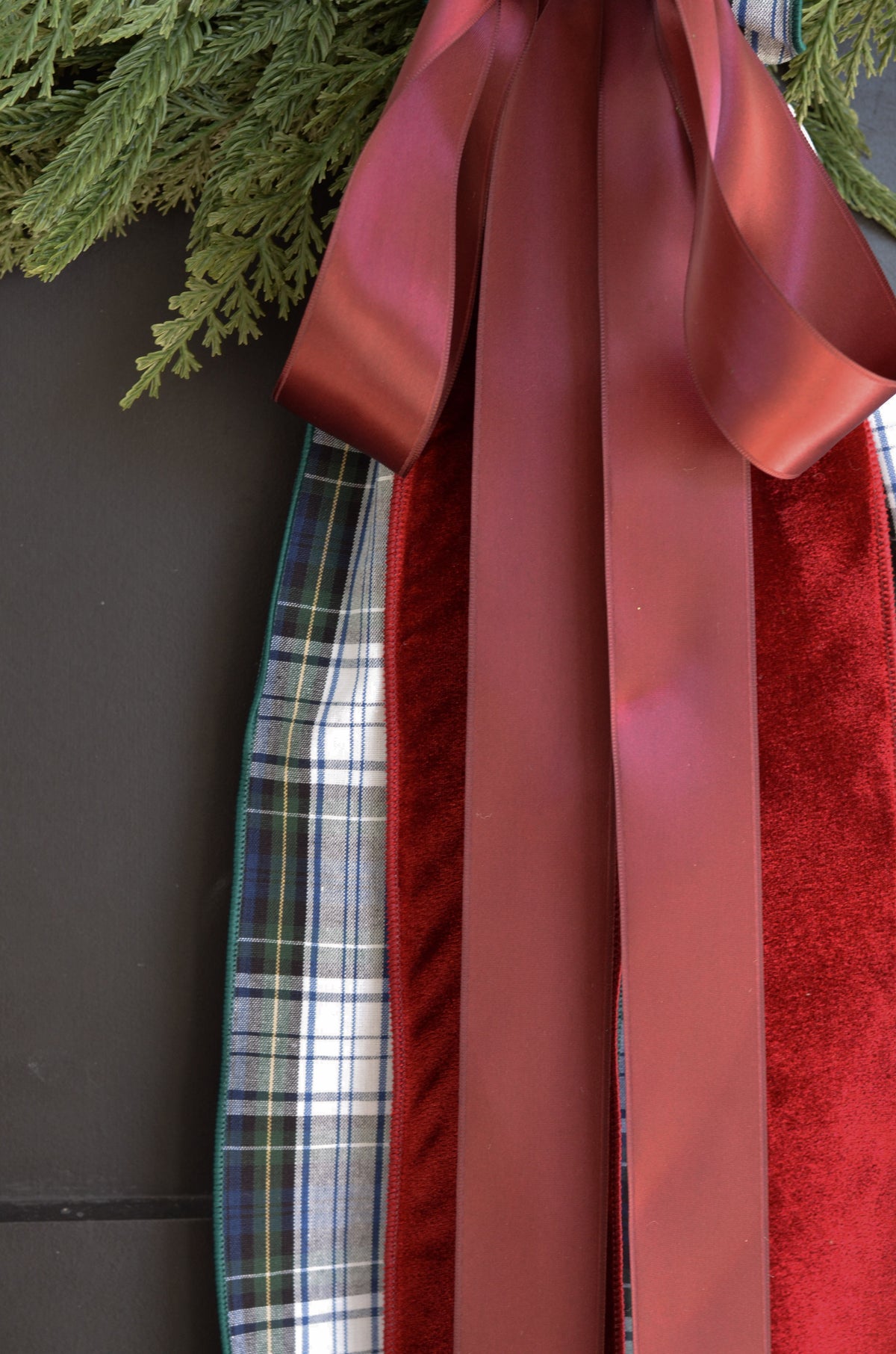 Winterberry Wreath Sash Ribbon Set