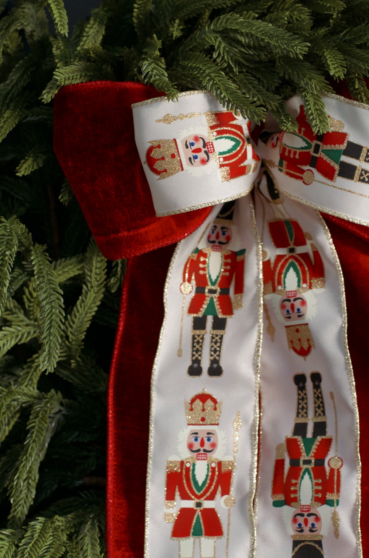 Nutcracker Bow