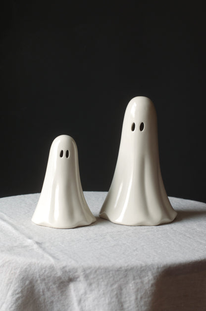 Ghostly Figurines (Set of 2)