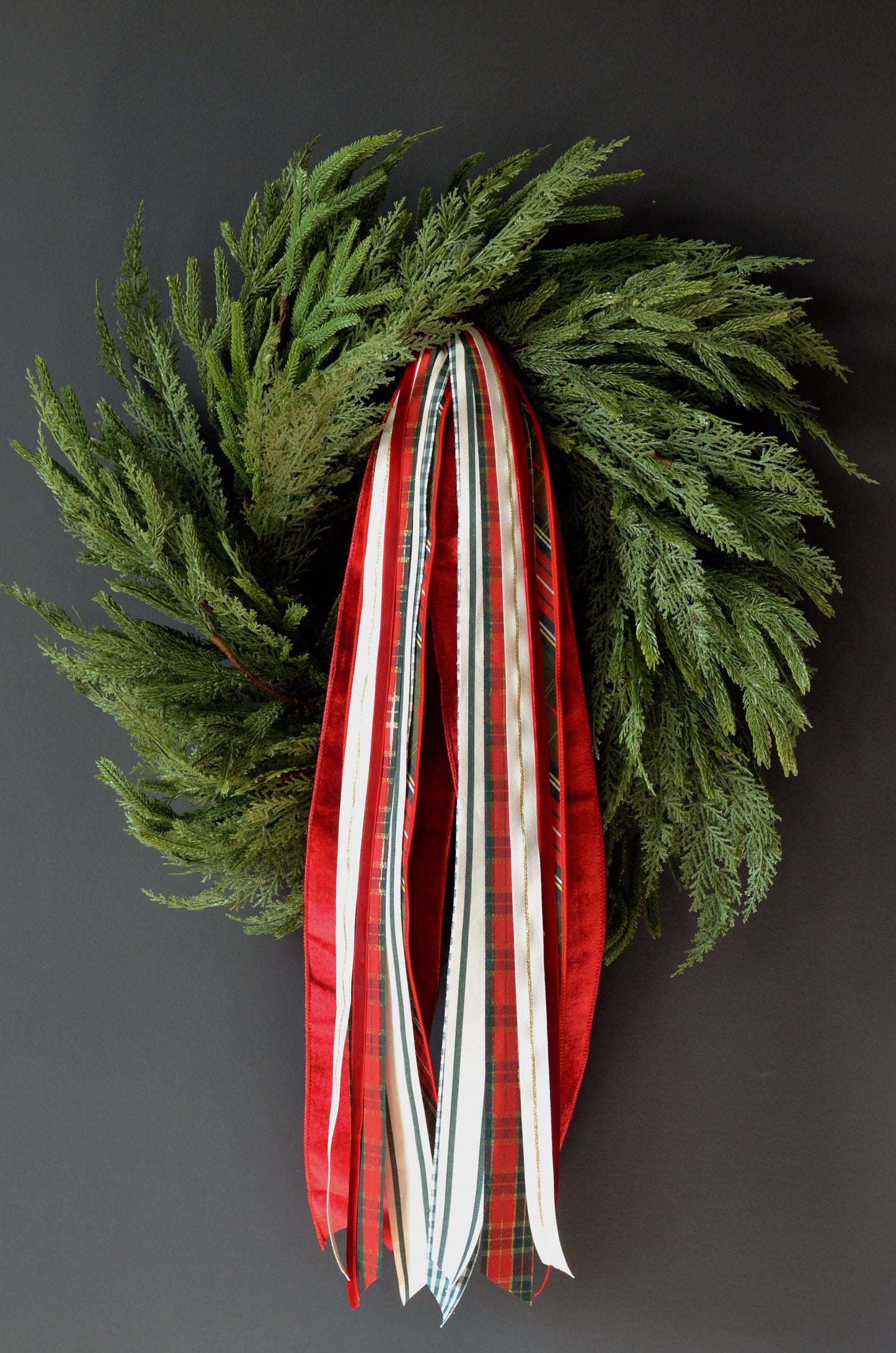 24” Mixed Greenery Wreath