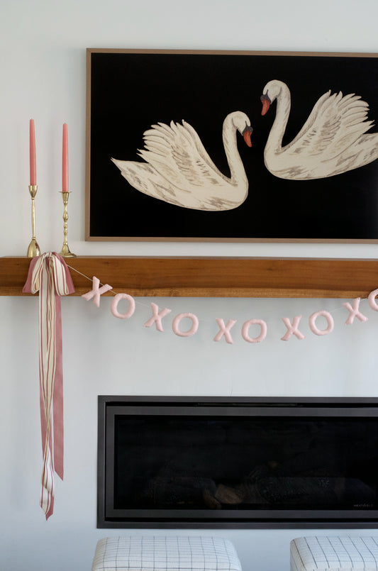 XOXO Felt Garland - Pink