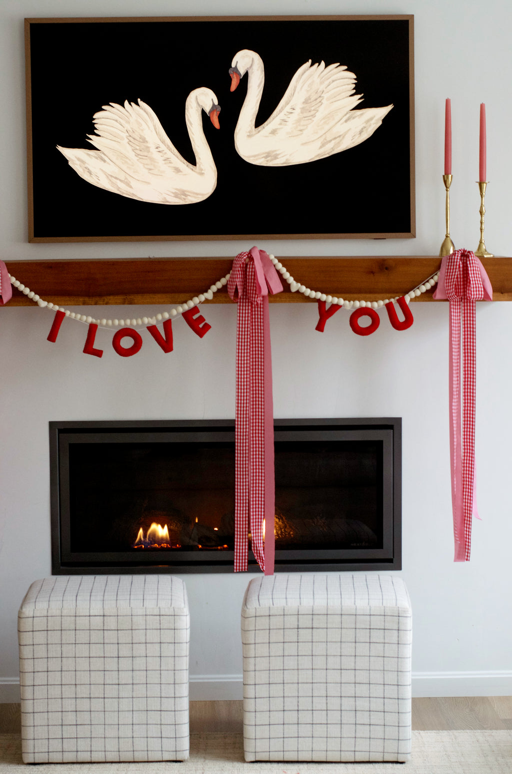 I Love You Felt Garland - Red (ships week of 1/19)