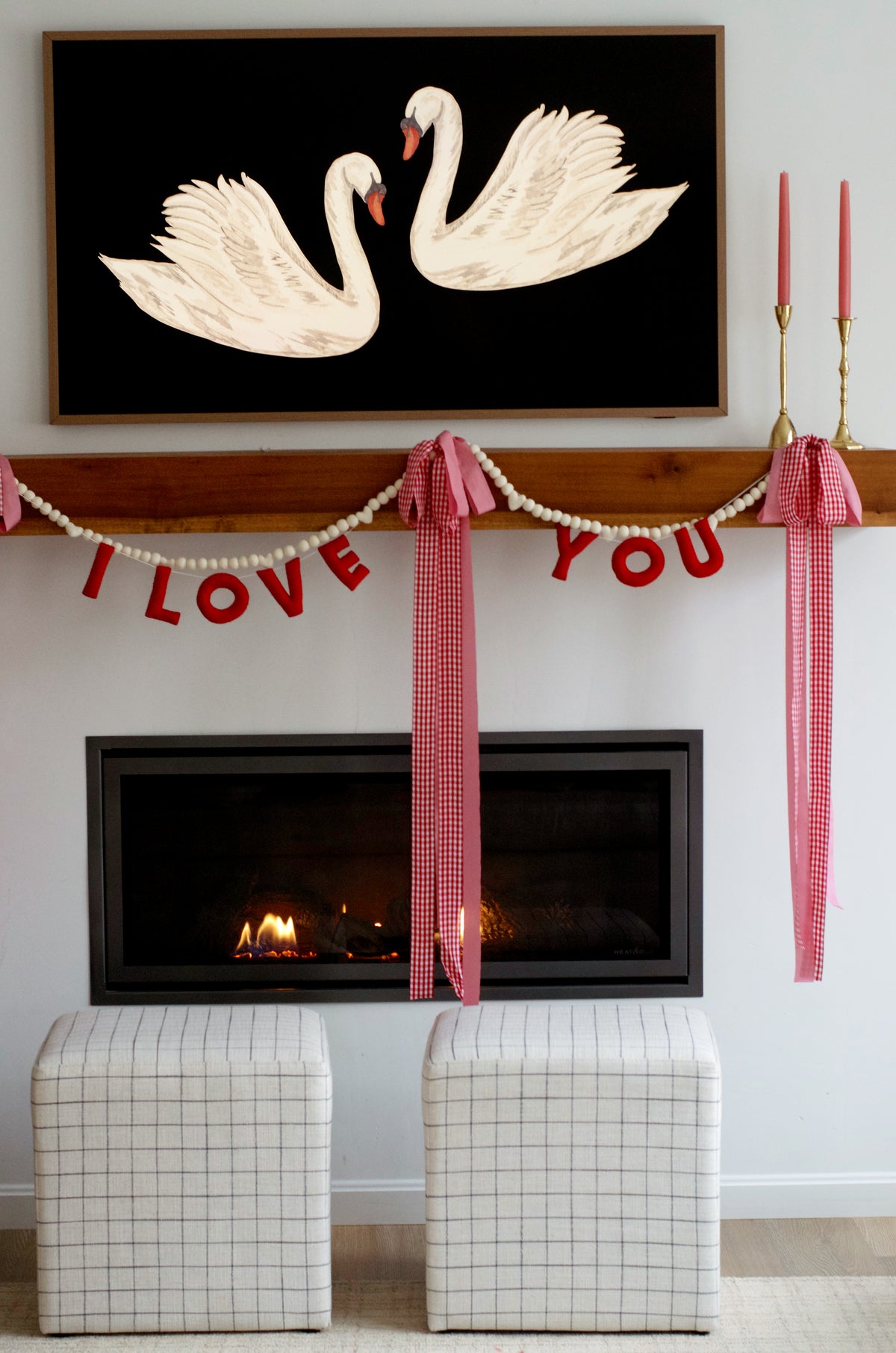 I Love You Felt Garland - Red (ships week of 1/19)