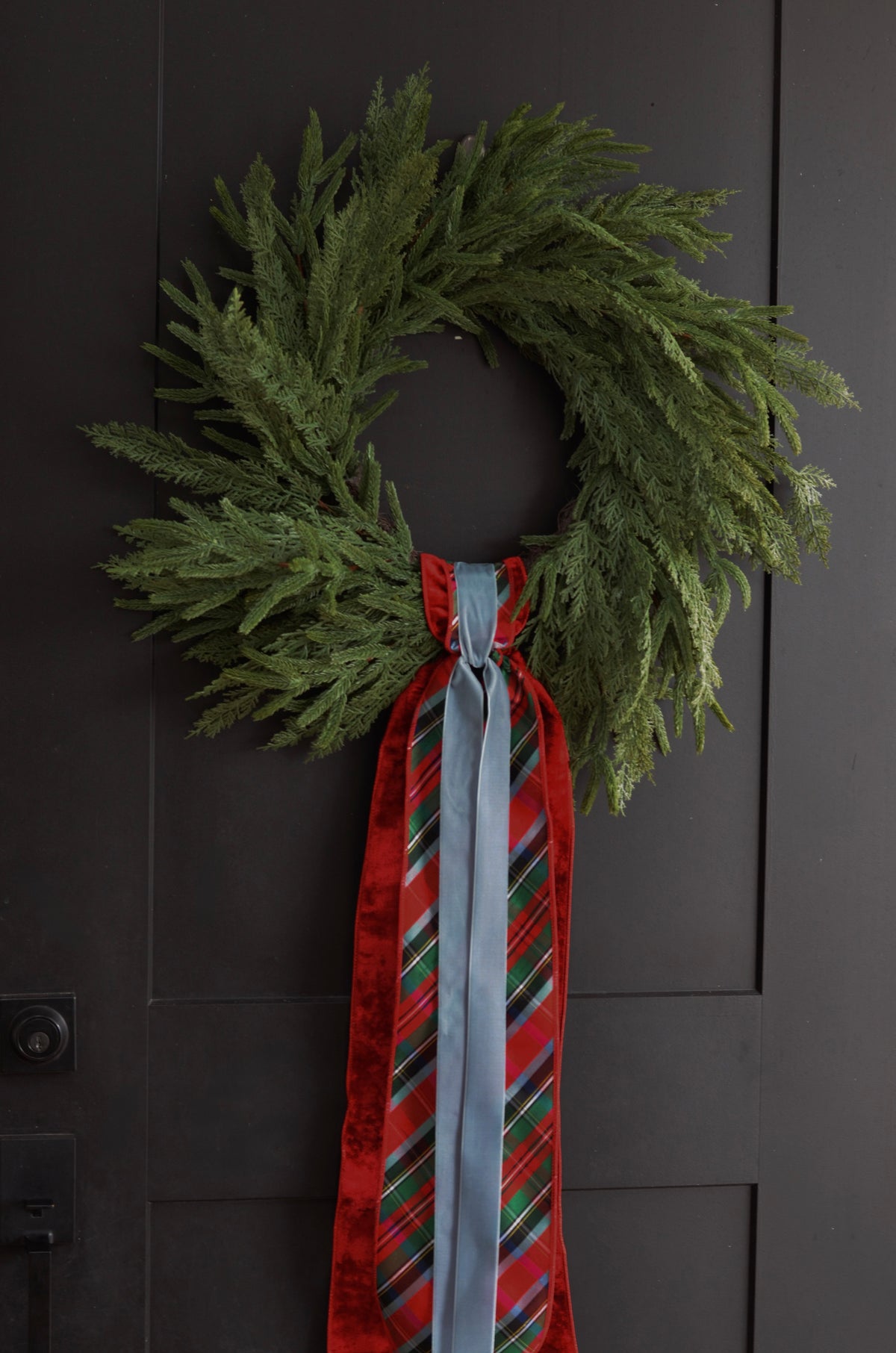 Yuletide Wreath Sash Ribbon Set