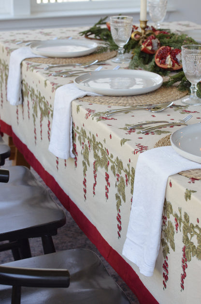Winterberry Tablecloth