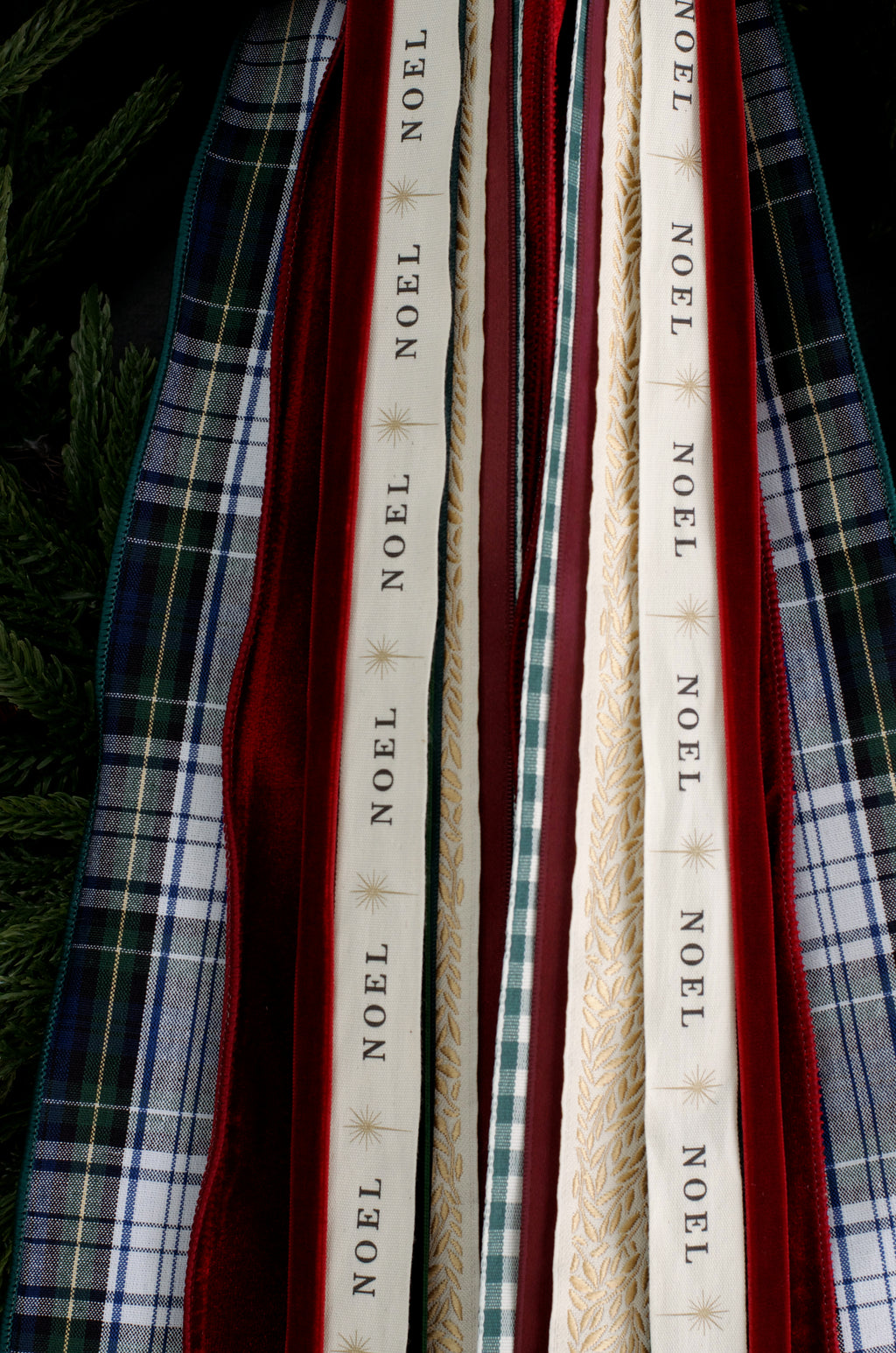 Noel Tartan Bow
