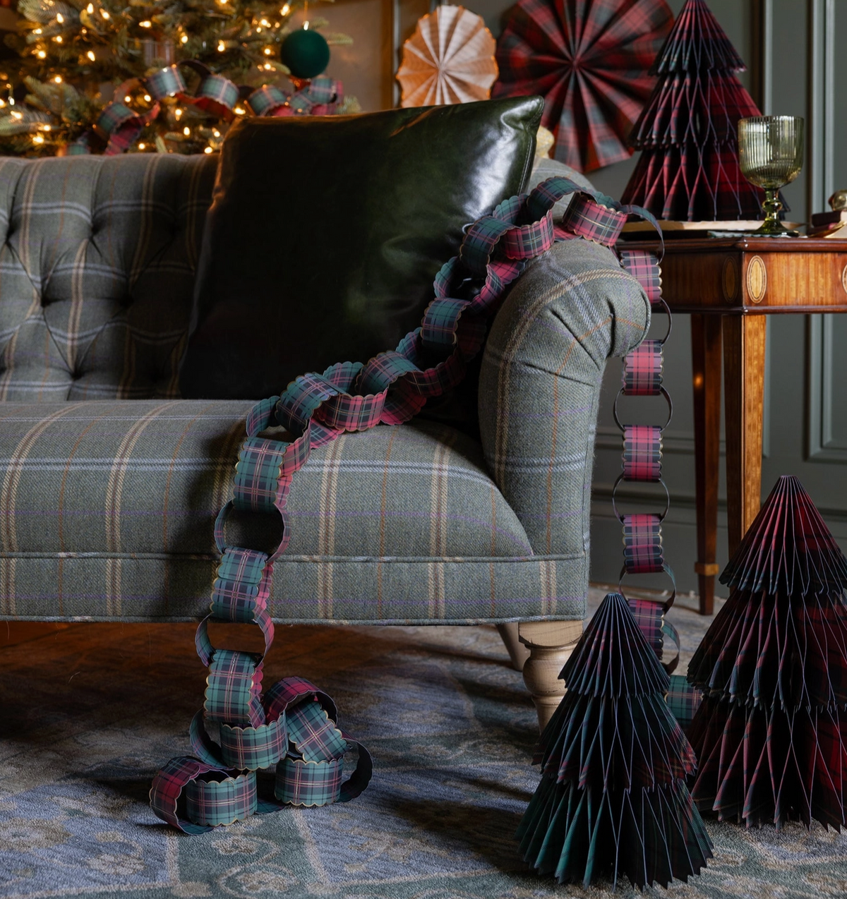 Plaid Paper Chain Kit
